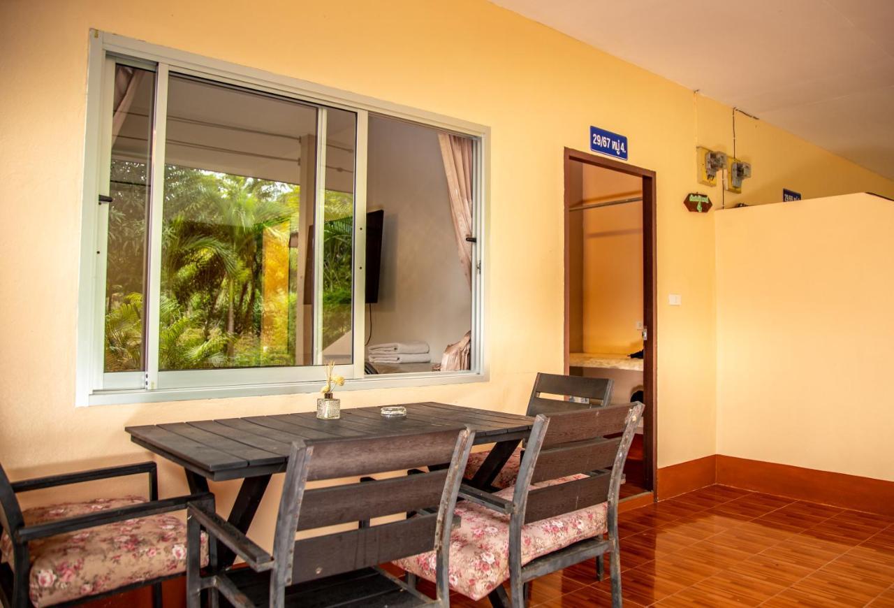 Filou Butterfly Pool Access 29 66 Apartemen Koh Chang